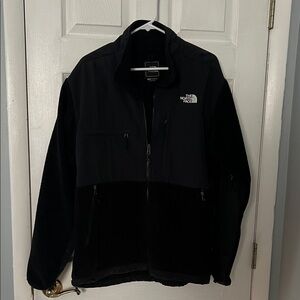 The North Face Men's Black and Black Performance Jacket